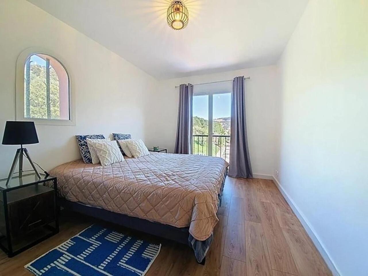 Villa Renovee Confort Avec Piscine *